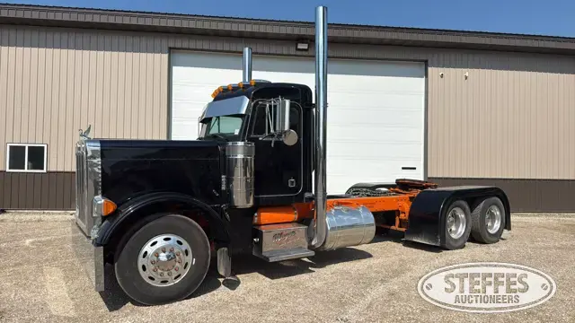 1999 Peterbilt 379
