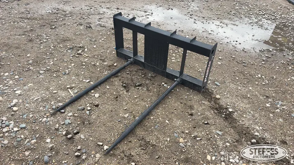 Pabreak dual bale spear Bale Handling