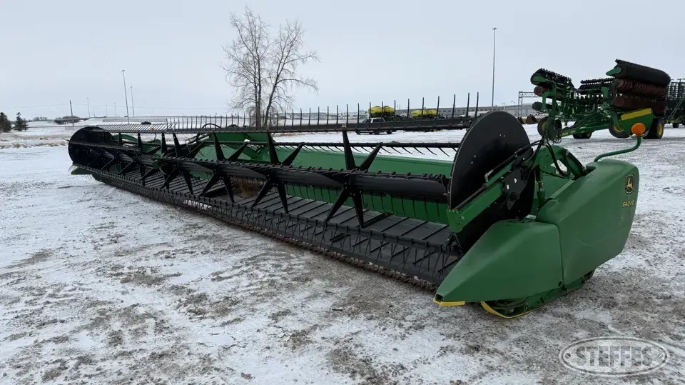 2014 John Deere 640FD Draper Head