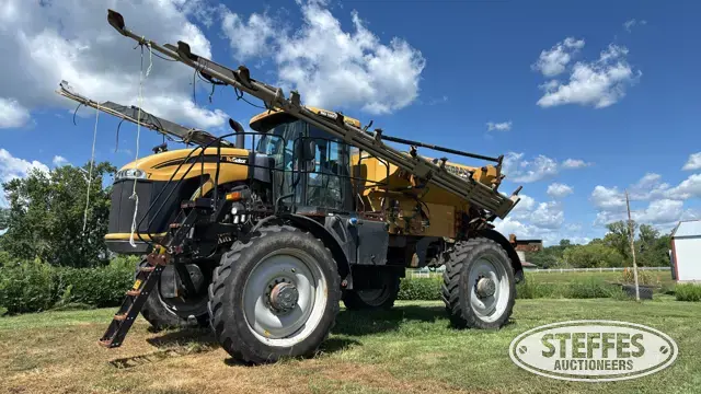 2019 RoGator RG1300B