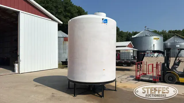 Ace Roto-Mold 3,000 gal. poly tank