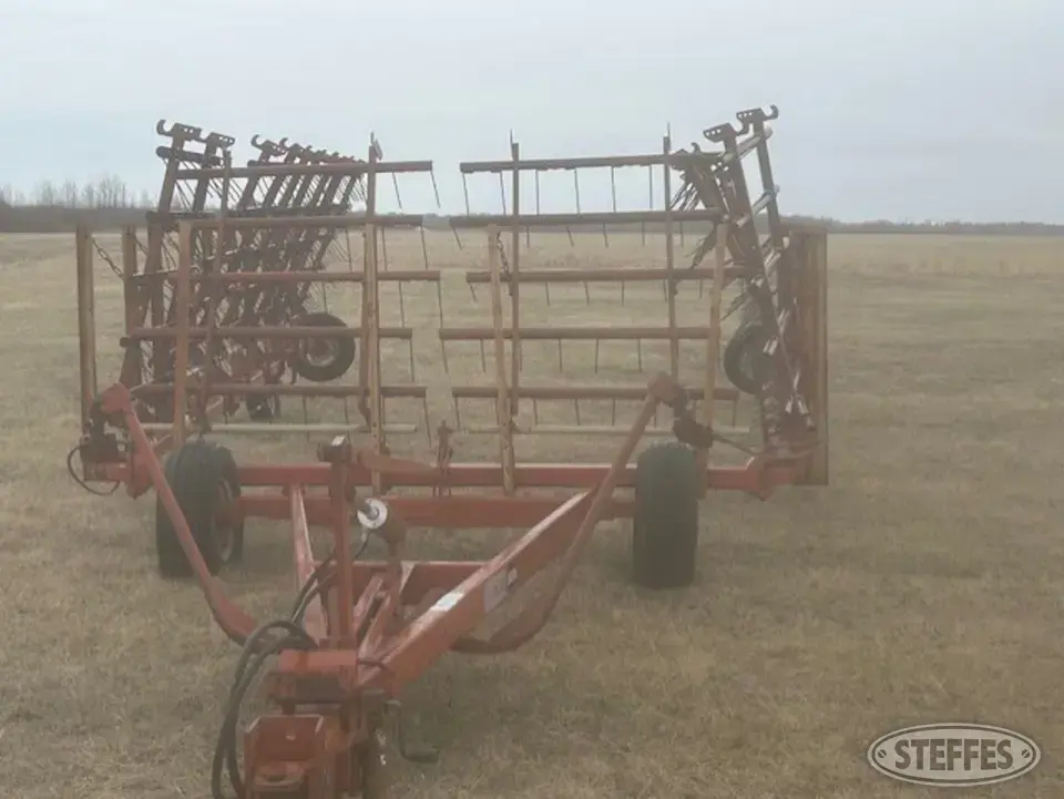 Melroe 420 Harrow