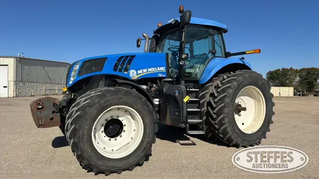 2014 New Holland T8.330