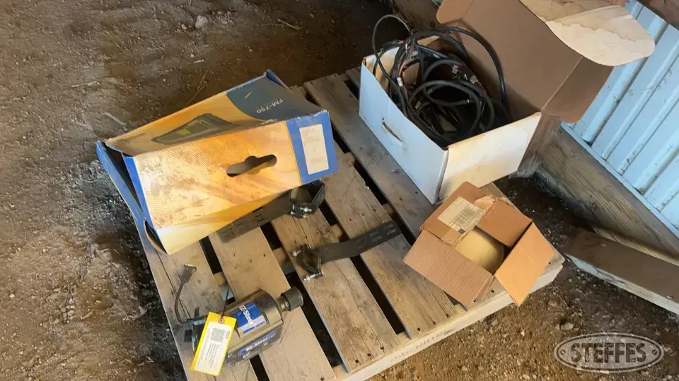 Trimble FM-750 w/EZ-Steer Automatic Machine Control
