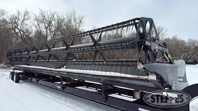 2017 Agco Gleaner Dynaflex 9255