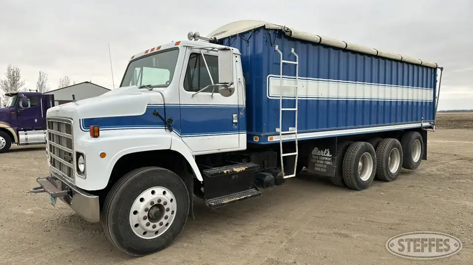 1984 International F2375 Cabover Truck without Sleeper