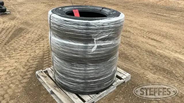(4) Zwarthz 295/75R22.5 steer tires