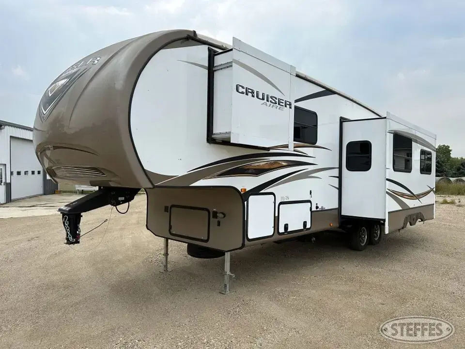 2015 Crossroads Cruiser Aire 30BH Camper