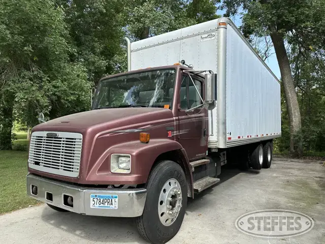 2000 Freightliner FL70