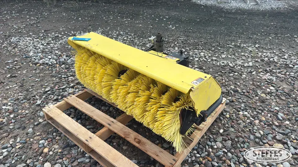 John Deere broom Tractor Loaders and Attachment