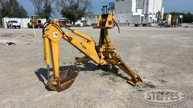 International 3082
