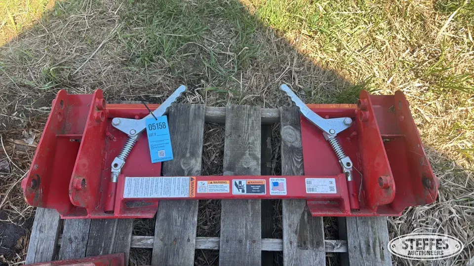 Worksaver adapter Skid Steer Attachments-Other