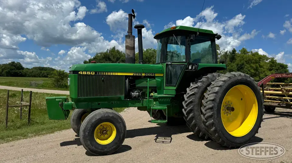 1988 John Deere 4650 2WD Tractor
