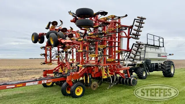2004 Bourgault 5710 Series II