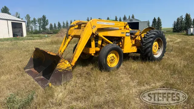 Massey Ferguson 2135
