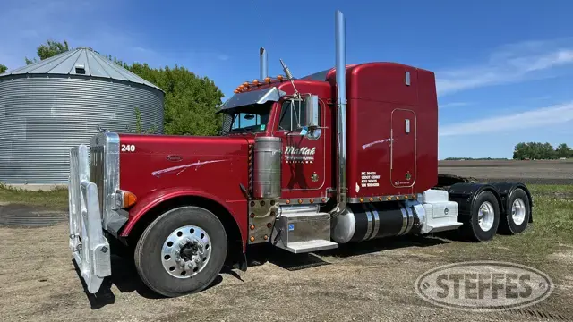 2001 Peterbilt 379 EXHD