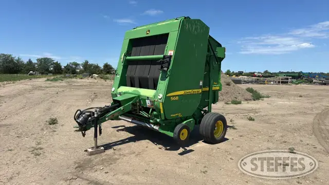 2009 John Deere 568