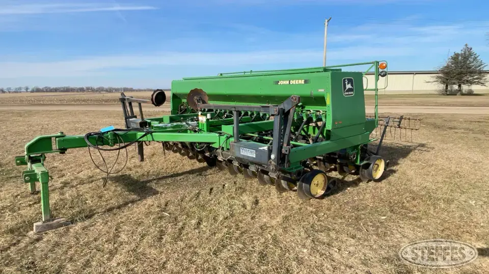John Deere 750 Press Drill
