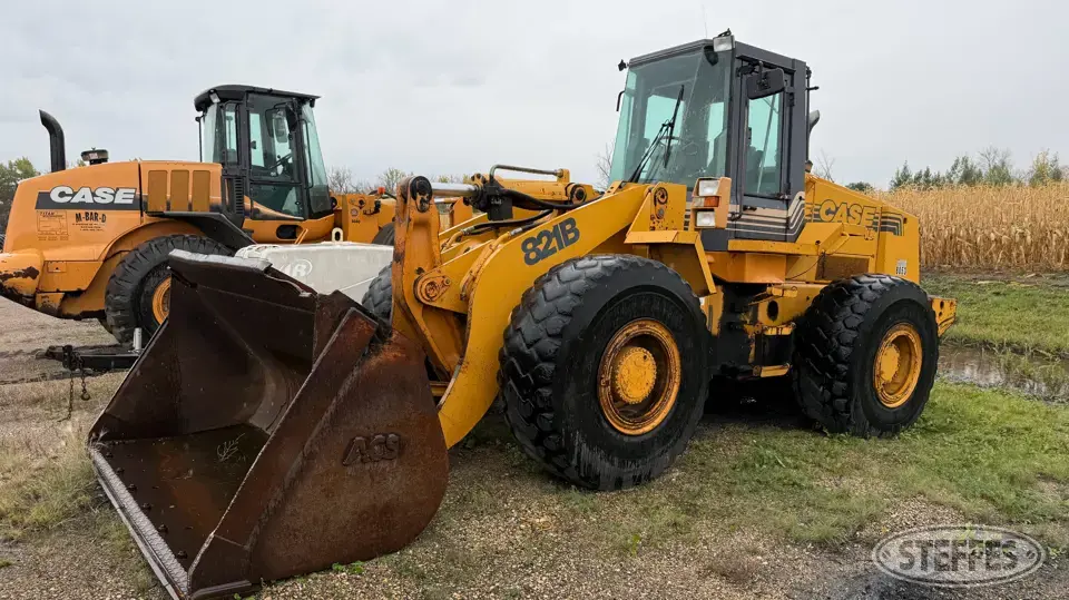 1996 Case 821B Wheel Loader