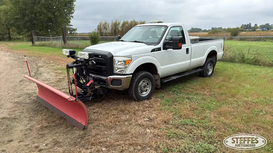 2011 Ford F-350 XL 1 Ton Pickup
