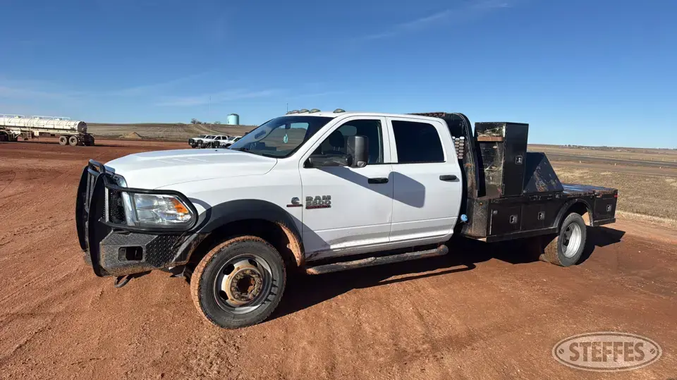 2018 Ram 5500HD Flatbed Truck