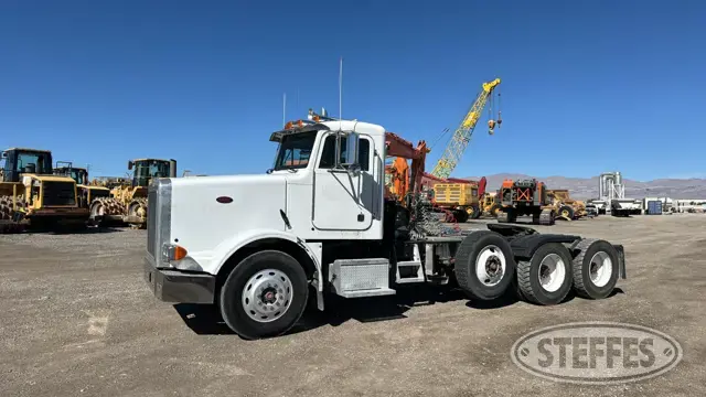 2000 Peterbilt 378