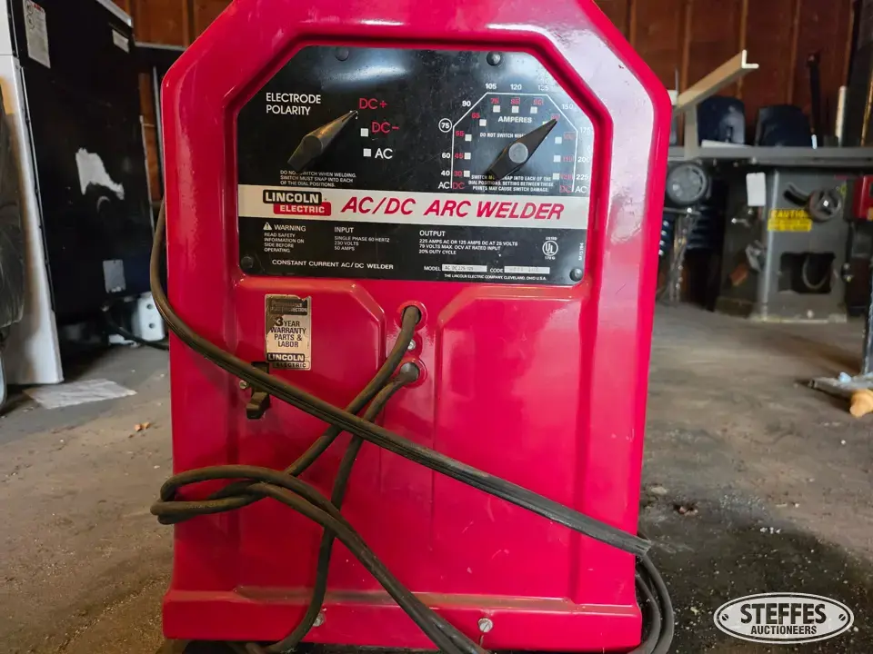 Lincoln AC/DC arc welder Welding