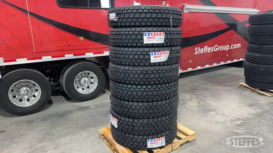 (8) Kapsen HS207 11R22.5 tires Truck Tire