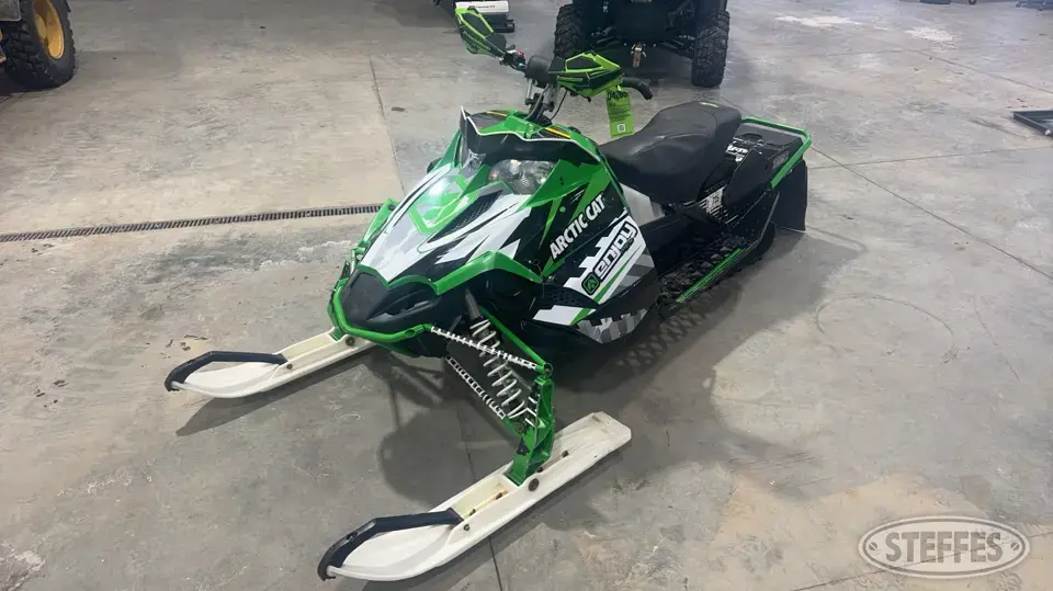 2009 Arctic Cat Sno Pro 600 Snowmobile