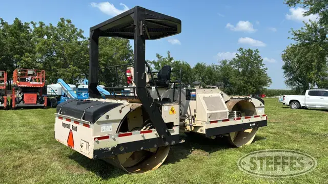 2002 Ingersoll Rand DD-110HF