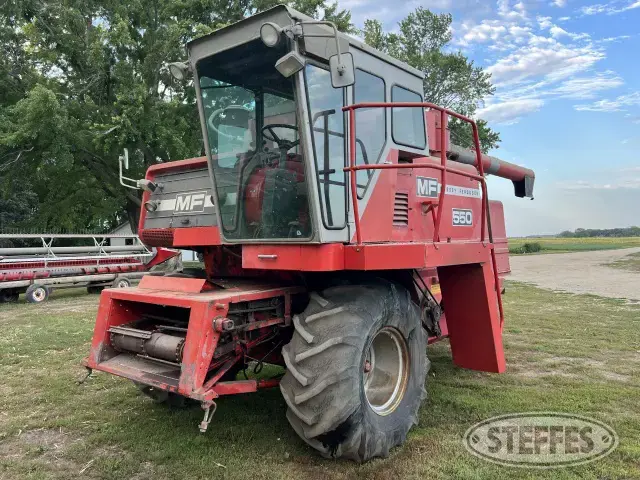 1981 Massey Ferguson 550