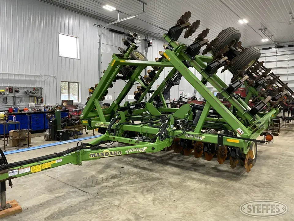 2013 Mandako Twister Vertical Tillage