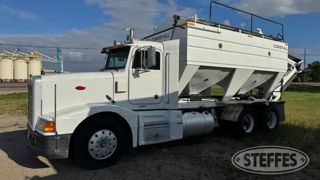 1996 Peterbilt 377