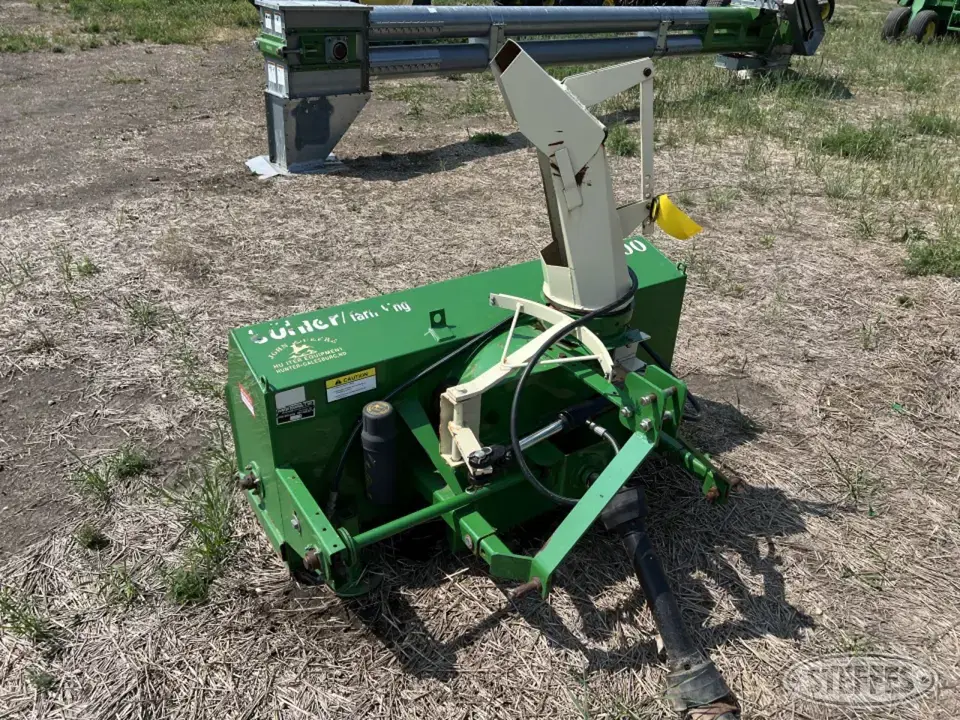 Buhler Farm King 600 3 Pt. Snowblower