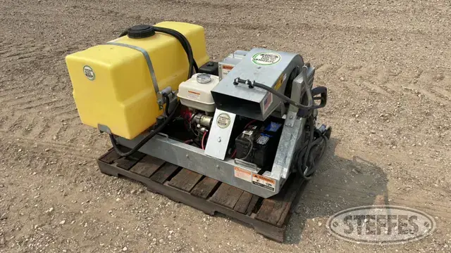 2015 Northern Ag Mist Sprayer UTV-30