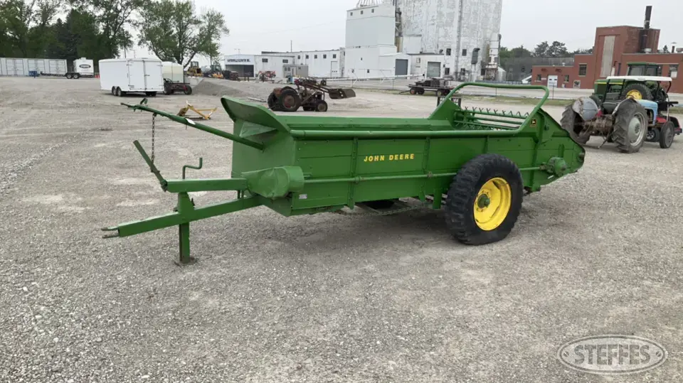 John Deere N Manure Application Equipment