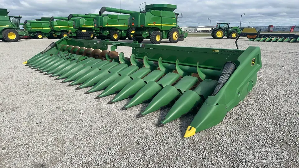 2021 John Deere C18R Corn Head