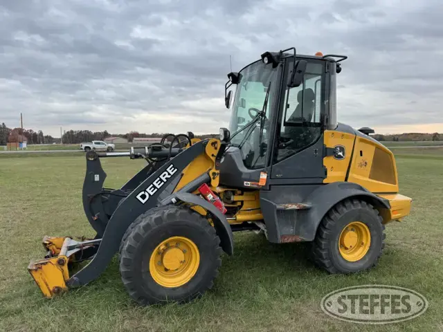 2020 John Deere 324L