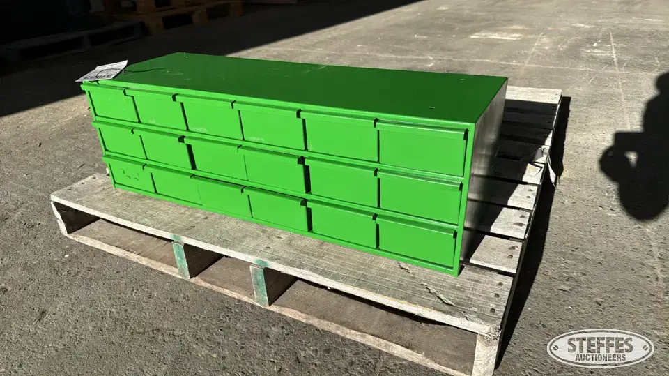 Parts organizer Storage and Bench