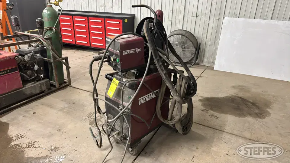 Thermal Arc Fabricator 281 Welding