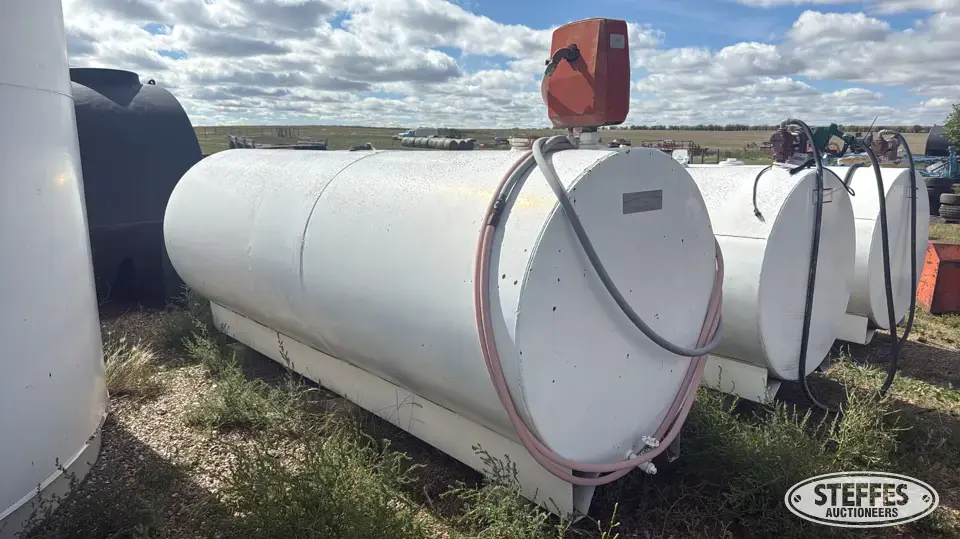 1,200 gal. fuel tank