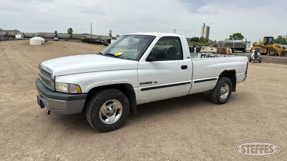 1999 Dodge Ram 1500 Half Ton Pickup
