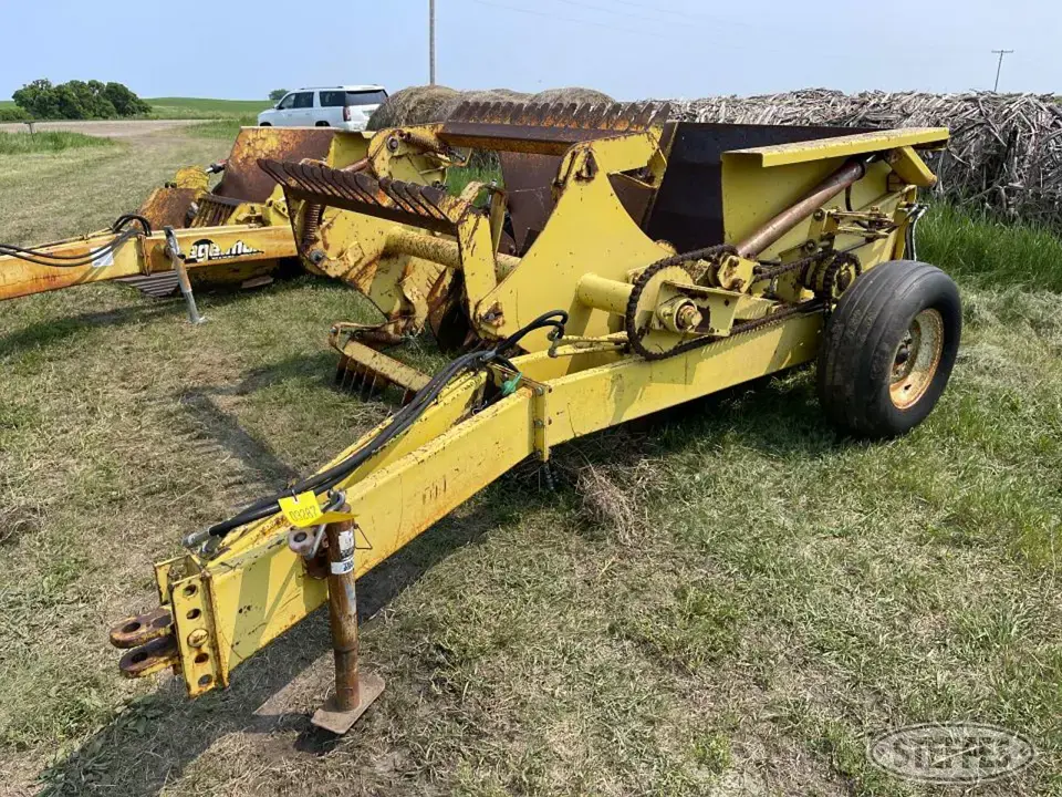 Degelman 570 Rock Picker