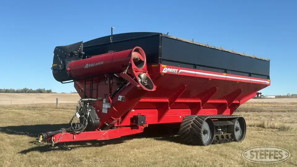 2015 Brent 2096 Avalanche Grain Cart