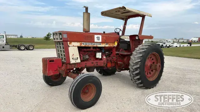 1972 International 1466