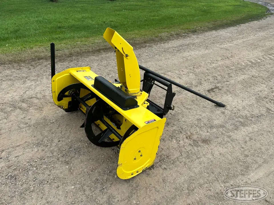 John Deere 47 Lawn and Garden Accessory