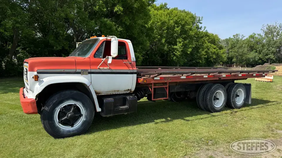 1973 Chevrolet C65 Tandem Boxed Truck
