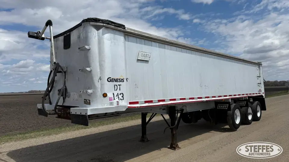 2003 East Genesis End Dump Trailer
