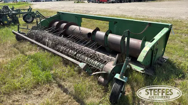John Deere 214