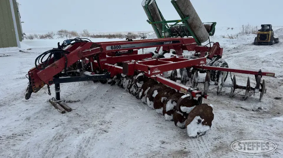 Case IH 6800 Disc